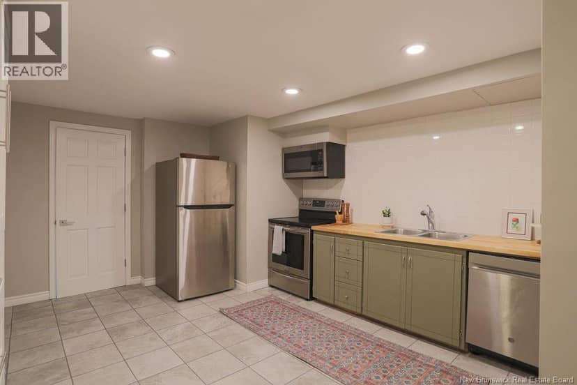 611 Darlings Island — photo 35 of 40
