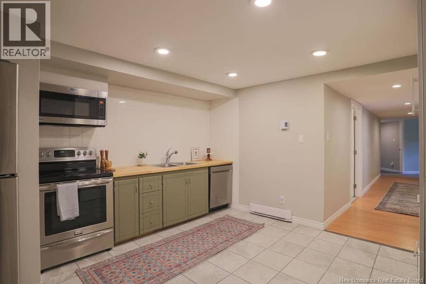 611 Darlings Island — photo 36 of 40