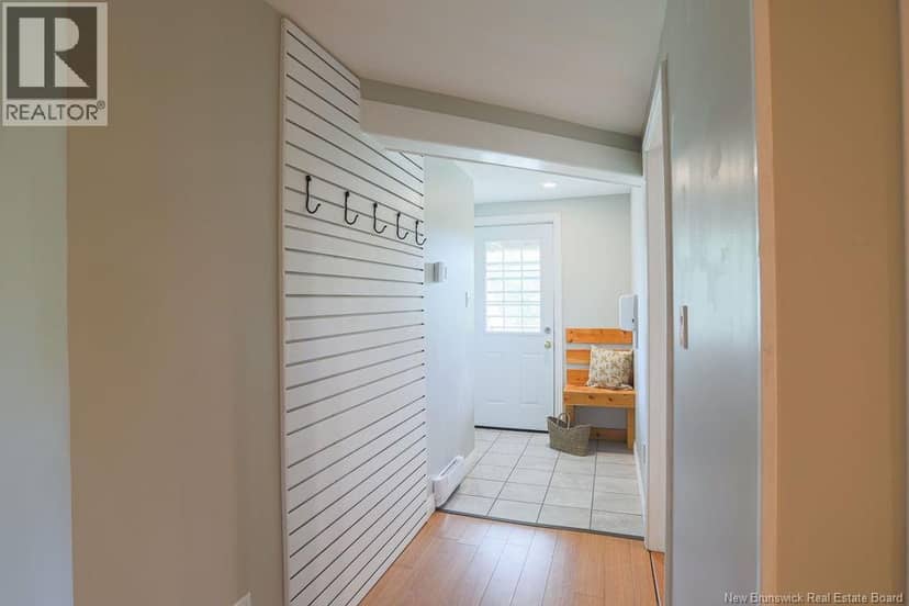 611 Darlings Island — photo 37 of 40