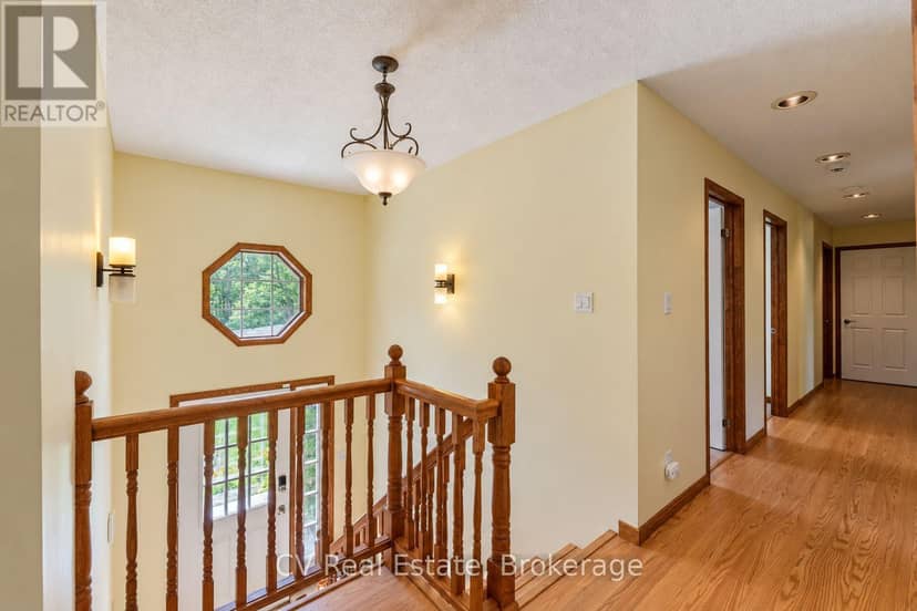 1045 Narrows Road, Gravenhurst, photo 7