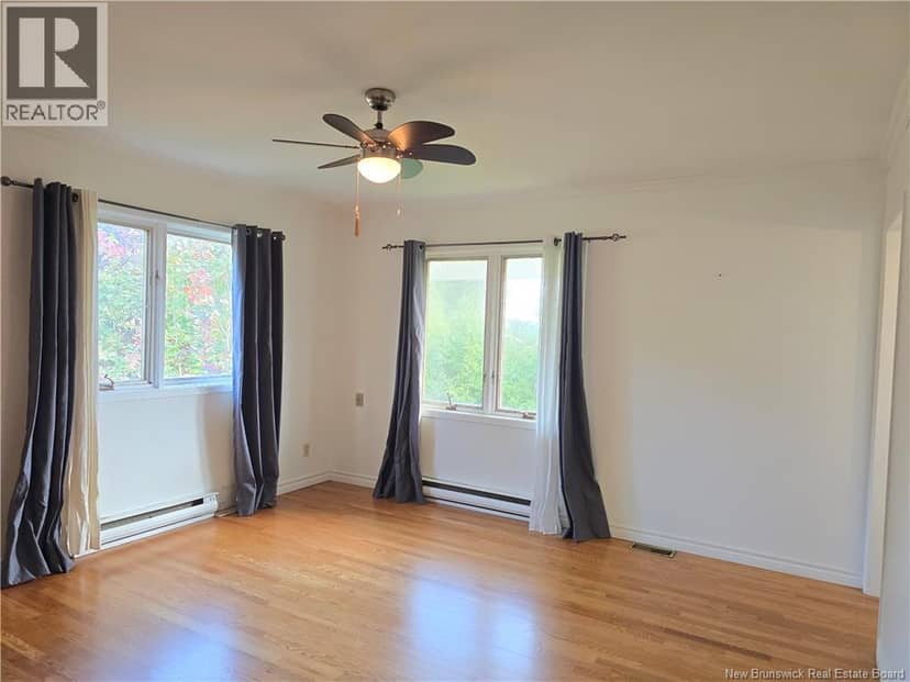 141 Neil — photo 27 of 40