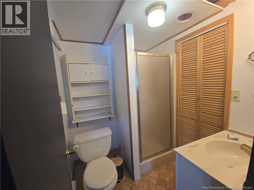 141 Neil — photo 35 of 40