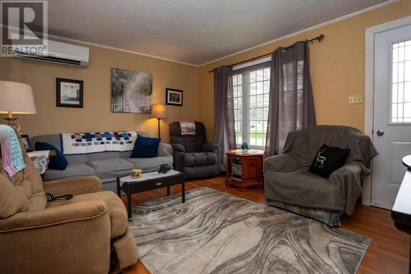 20 Yeo Crescent — photo 15 of 40