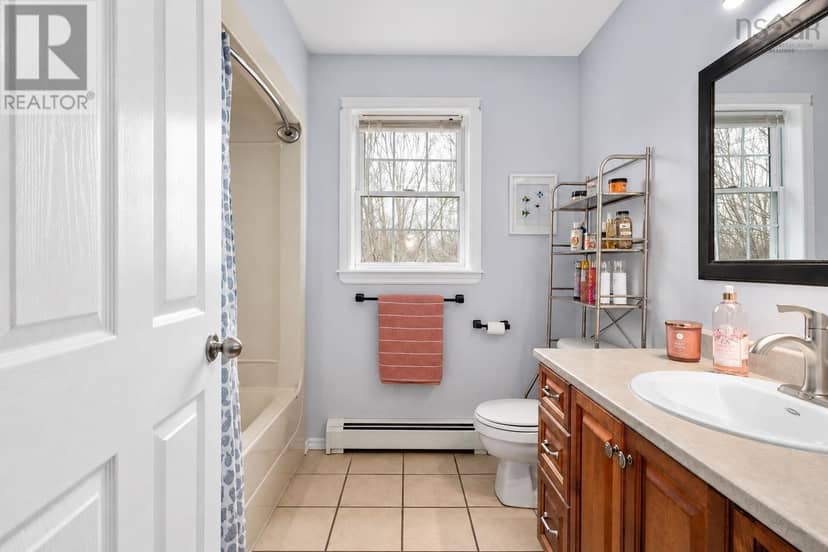 34 Gravenstein Drive — photo 11 of 20