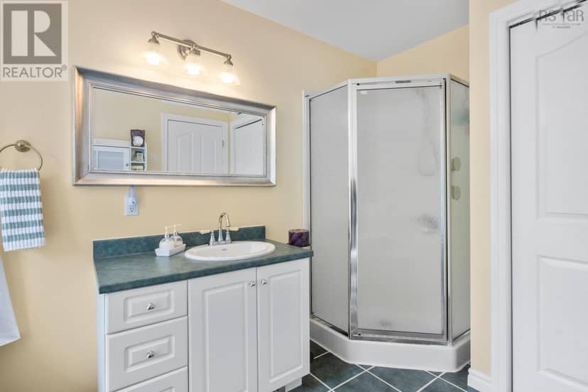 34 Gravenstein Drive — photo 18 of 20