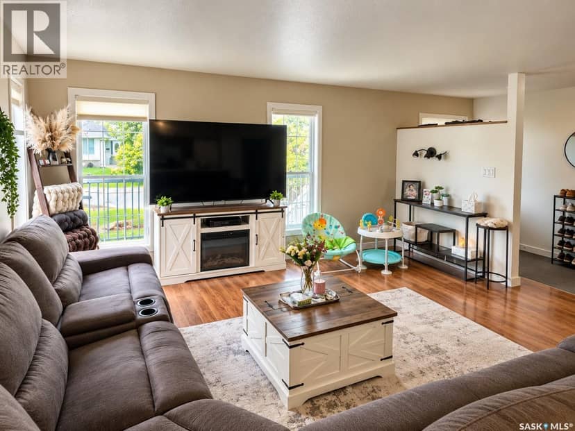 306 Centre AVENUE, Meadow Lake, photo 7