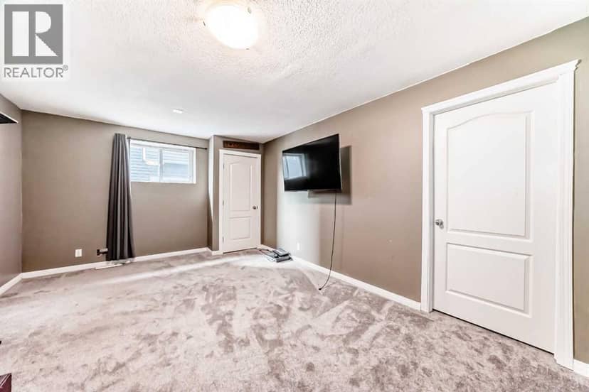 33 Boulder Creek Manor SE — photo 32 of 40