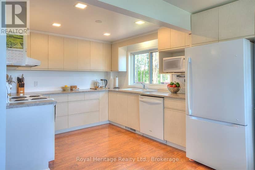 215 Fifth Line Dummer South Road — photo 17 of 40