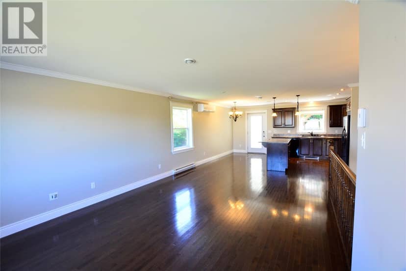 11 Logan Street — photo 11 of 39