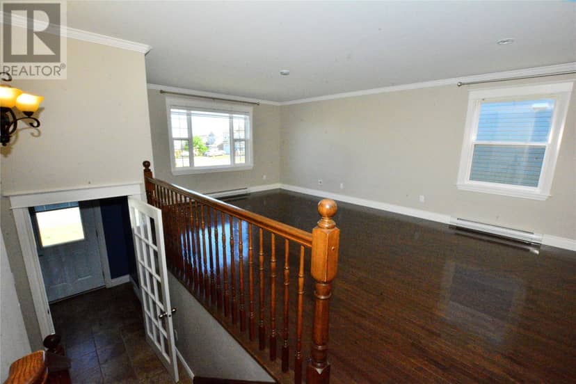 11 Logan Street — photo 8 of 39