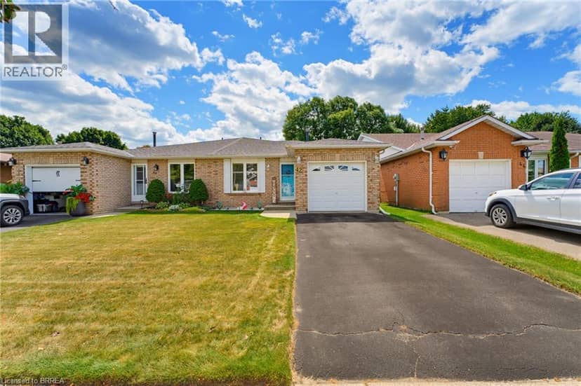 42 BUCHANAN Crescent, Brantford, photo 2