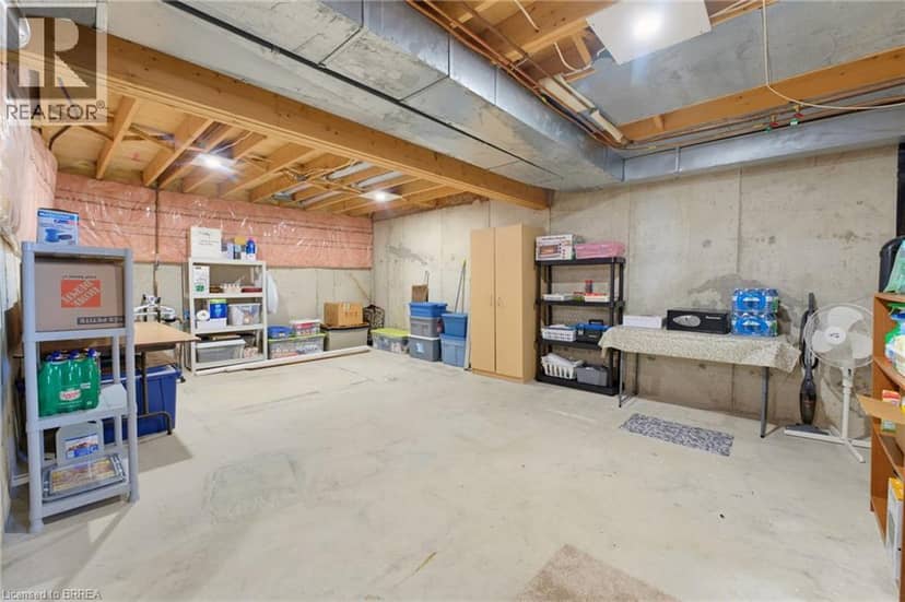 42 BUCHANAN Crescent — photo 20 of 38