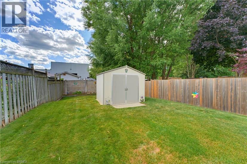 42 BUCHANAN Crescent — photo 26 of 38
