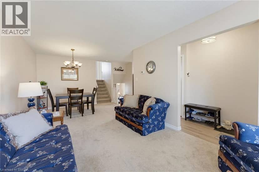 42 BUCHANAN Crescent, Brantford, photo 5