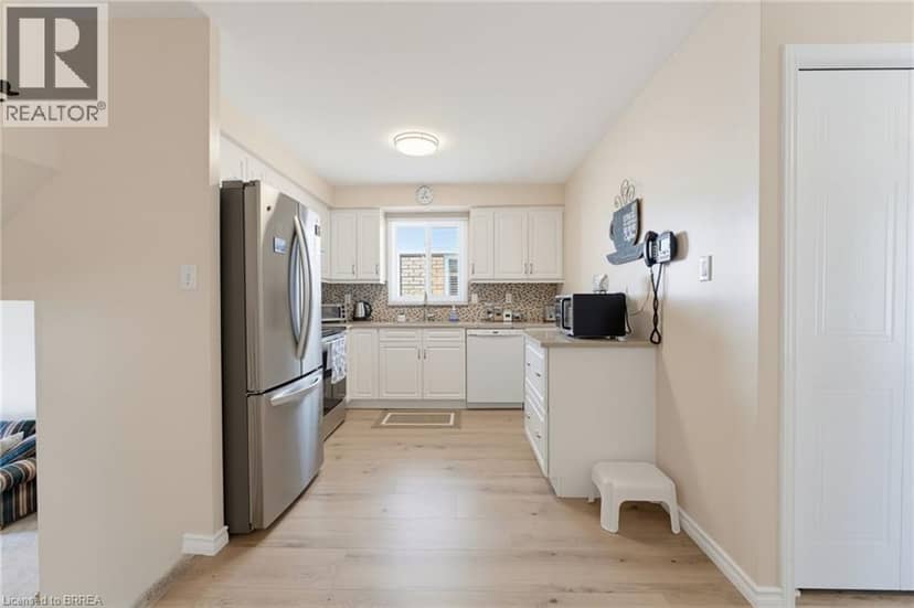 42 BUCHANAN Crescent, Brantford, photo 8