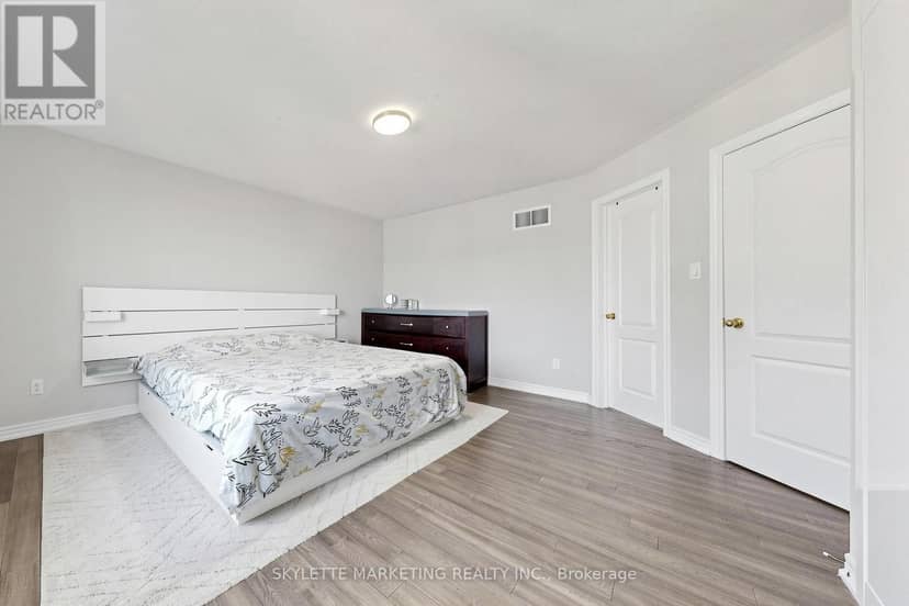 2417 Bur Oak Avenue — photo 21 of 40