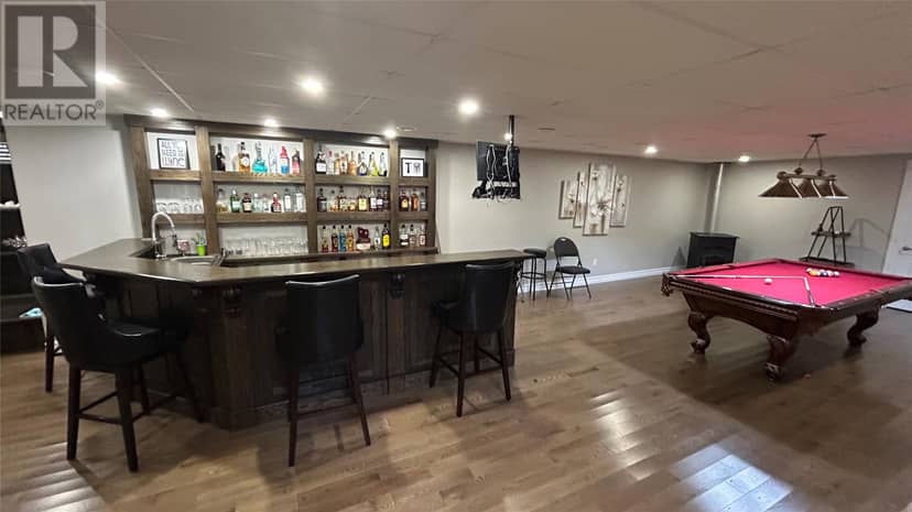 13 - 15 Simon Drive — photo 23 of 40