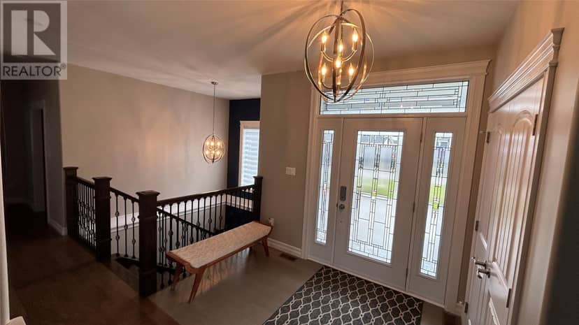 13 - 15 Simon Drive — photo 3 of 40