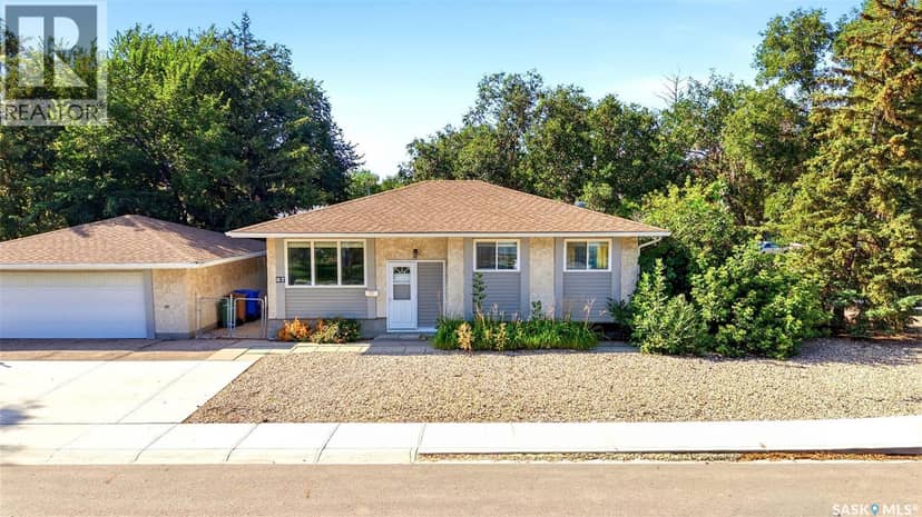87 Vernon CRESCENT — photo 1 of 37