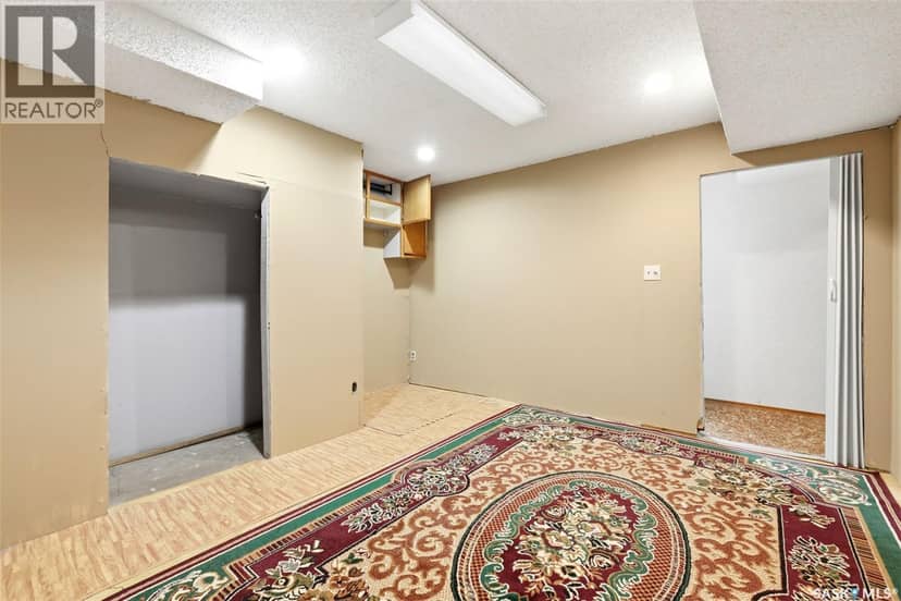 87 Vernon CRESCENT — photo 22 of 37