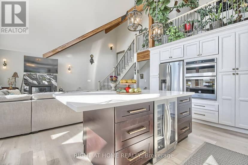 26 Beach Road — photo 13 of 40