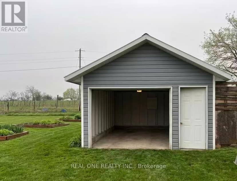 408 Portage Road — photo 9 of 32