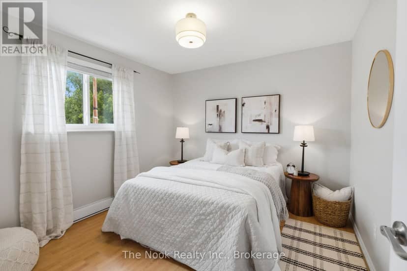 1-3 - 540 Mary Street E — photo 22 of 30