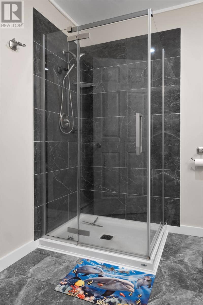 152 Main Road — photo 16 of 29