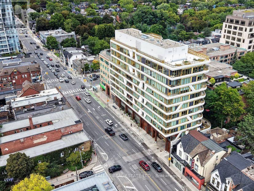 510 - 151 Avenue Road — photo 23 of 25