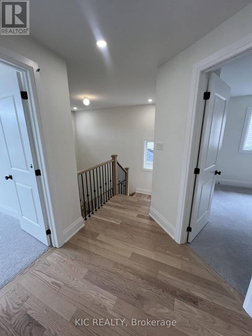 93 Baycroft Boulevard — photo 35 of 40