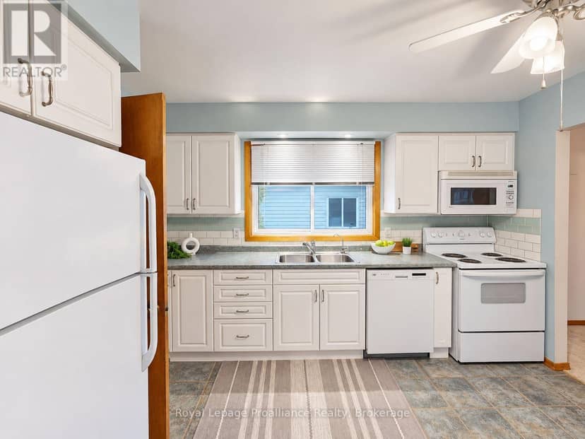 46 Gearin Street — photo 9 of 24