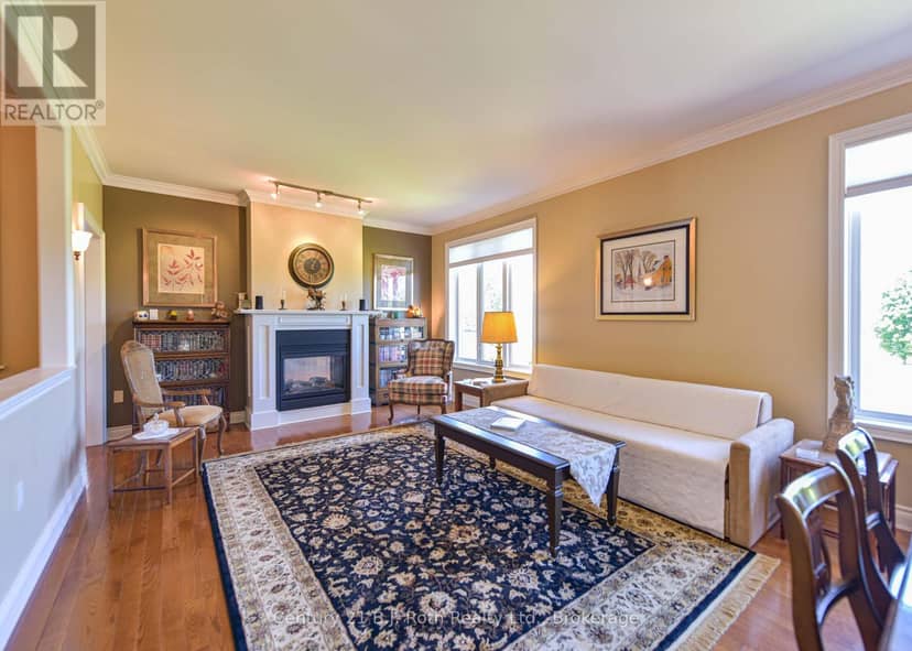 1273 Hawk Ridge Crescent — photo 17 of 40