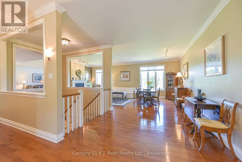 1273 Hawk Ridge Crescent — photo 28 of 40
