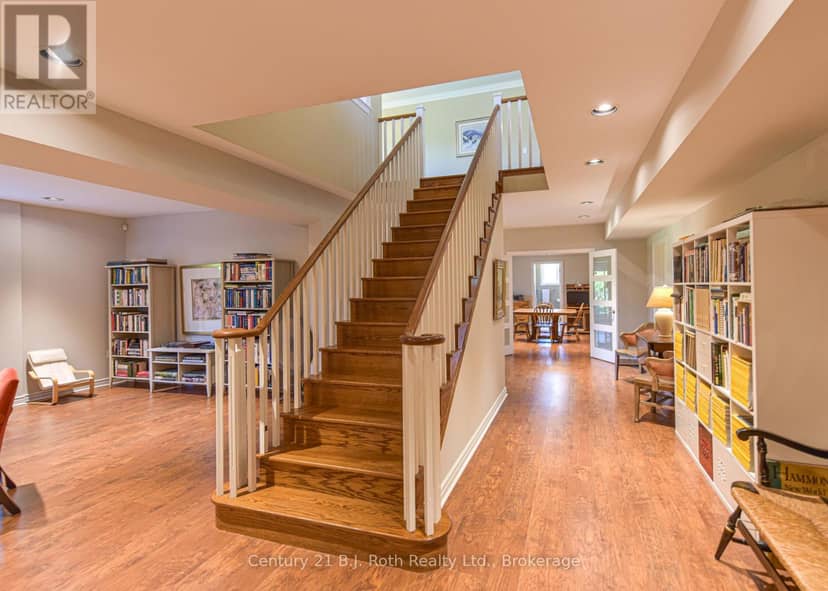 1273 Hawk Ridge Crescent — photo 29 of 40