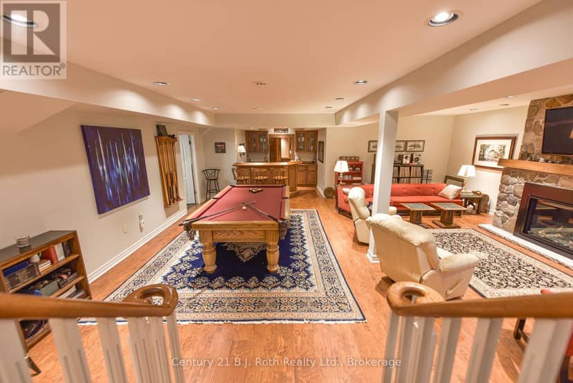 1273 Hawk Ridge Crescent — photo 31 of 40