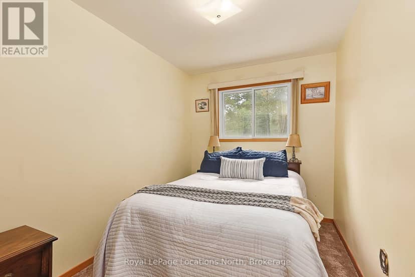 26 Stroud Crescent — photo 18 of 38