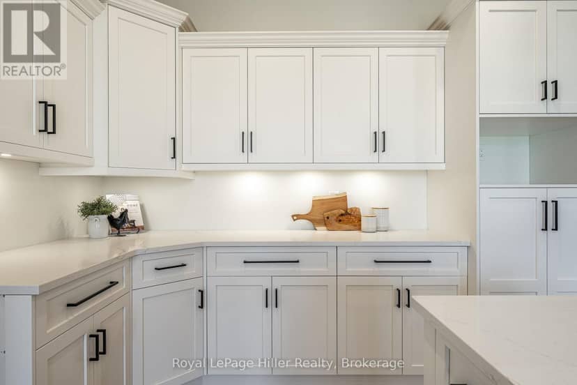 25 Avery Place — photo 18 of 40