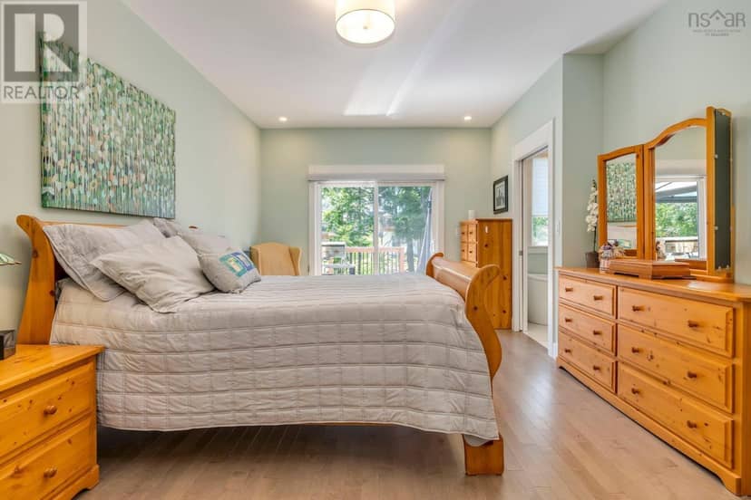 13 Helen Creighton Court — photo 16 of 40