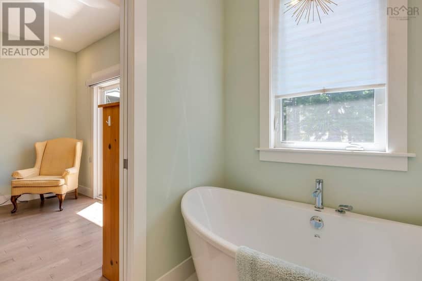 13 Helen Creighton Court — photo 22 of 40