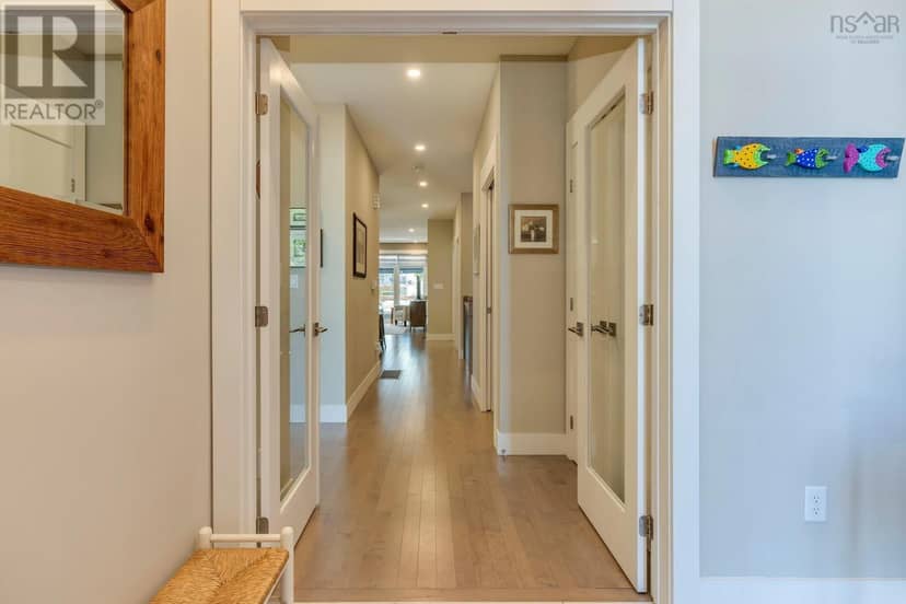 13 Helen Creighton Court — photo 3 of 40