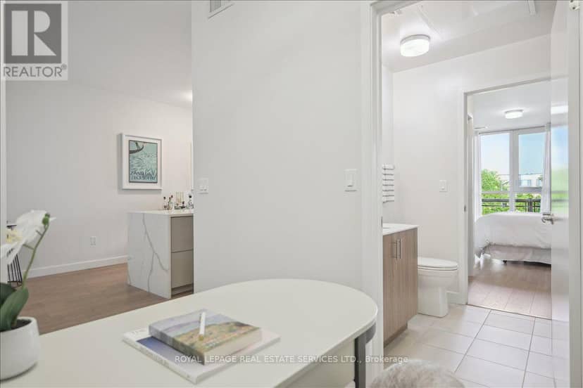 211 - 168 Sabina Drive — photo 11 of 40