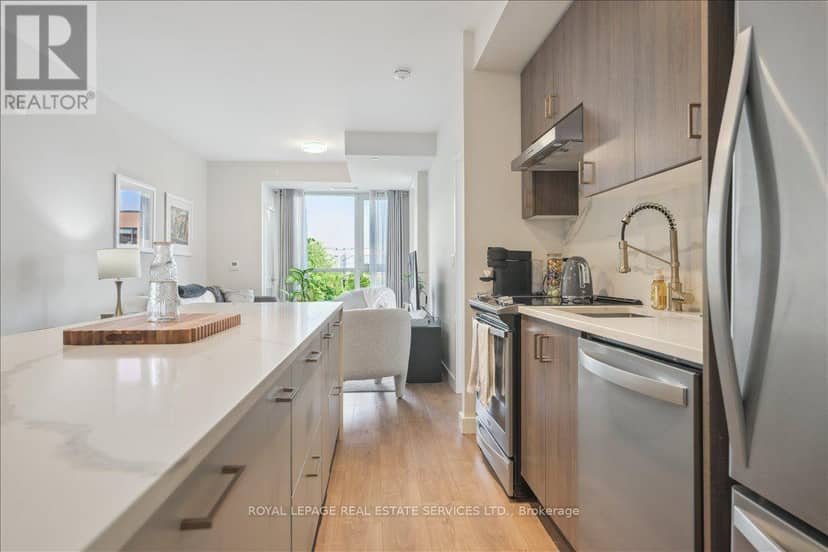 211 - 168 Sabina Drive — photo 16 of 40