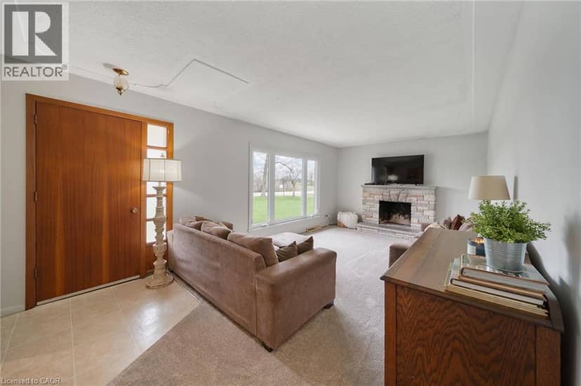 2223 HALL Road — photo 10 of 40