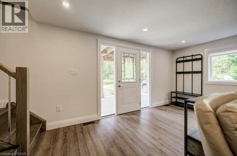 6542 ELLIS Road — photo 35 of 40