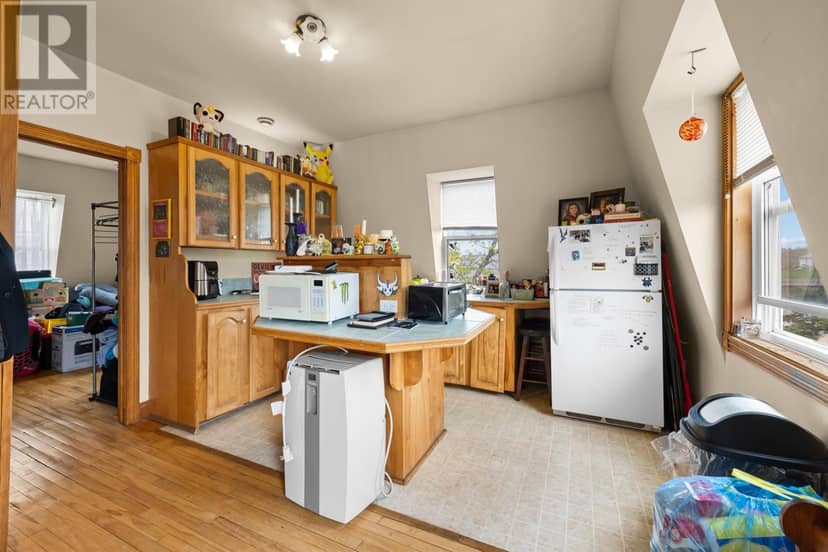 14 Riverside Drive, Montague, photo 6