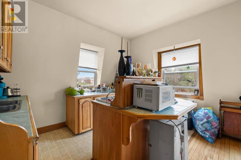 14 Riverside Drive, Montague, photo 7