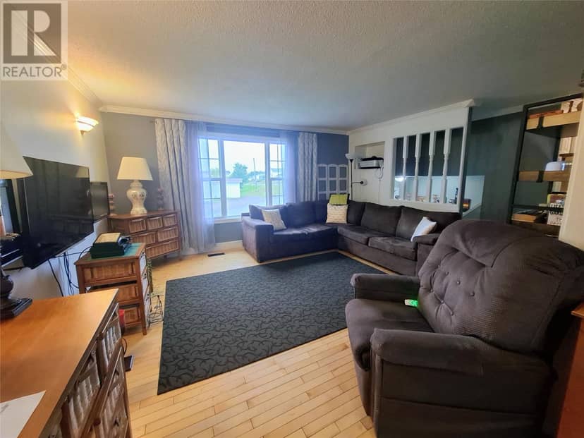 1 Perrys Lane — photo 7 of 26