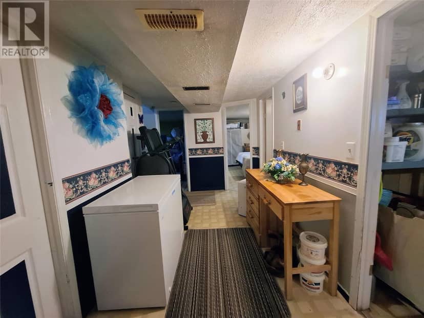 1 Perrys Lane — photo 16 of 26