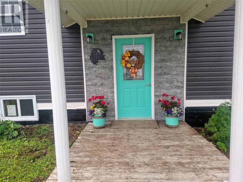 1 Perrys Lane — photo 2 of 26