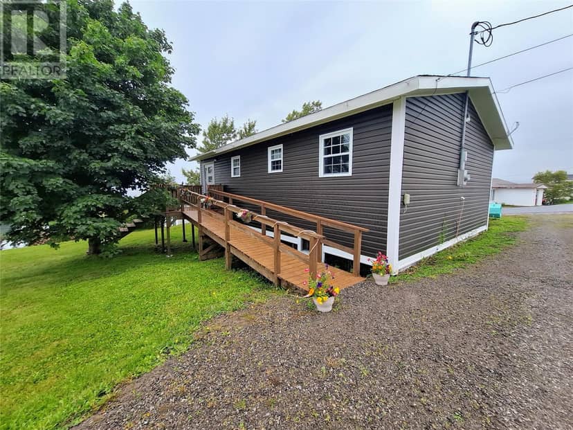 1 Perrys Lane — photo 3 of 26